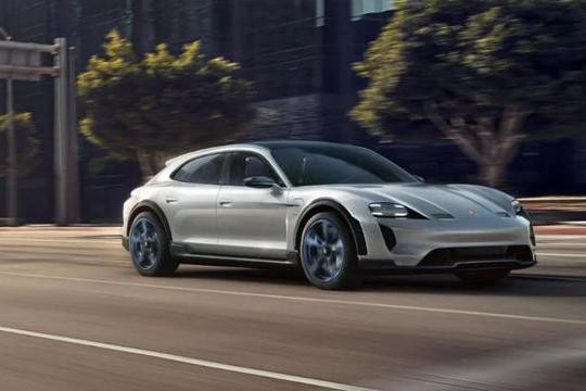 保时捷首台电动车定名，Taycan了解一下