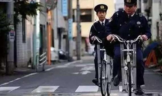 日本富人从不买豪车, 这个值得中国人深思