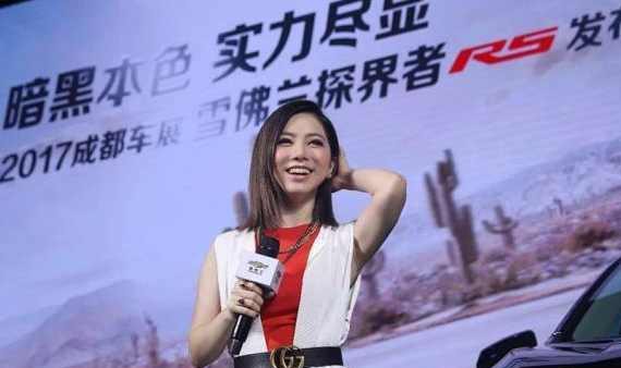 成都车展起亚门前空无一人, 各大车系数十款新车, 车帅车模更美