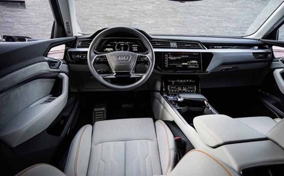 奥迪e-tron内饰官图发布 标配空气悬架