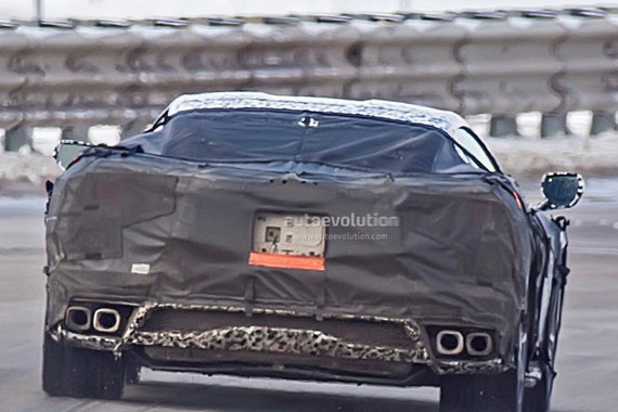 曝雪佛兰科尔维特C8谍照 或将年底发布