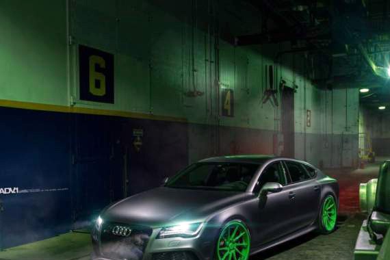 问题来了！真正的“运动之王”奥迪RS7 + ADV.1绿鞋 =？