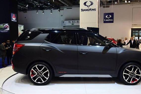 纯进口7座SUV，标配四驱系统，14万汉兰达、VV7靠边站！