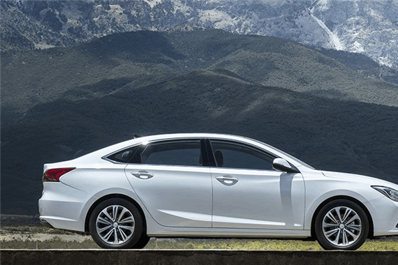 平民豪车下月上市, 售价10万左右, 朗逸强劲对手, 轩逸表示压力大