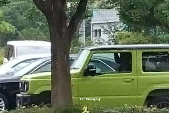 奔驰大G的“弟弟”来了！起售价10万，上街回头率不输劳斯莱斯！