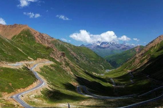 大美四川自驾8条经典线路，邂逅四川人间仙境，你更喜欢哪一条？