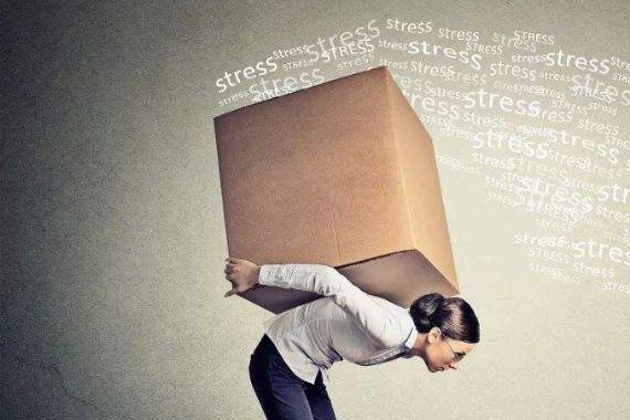 月薪多少才适合买车？