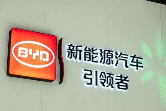 李娟为何设局冒名比亚迪高管作骗？广告商垫款潜规则