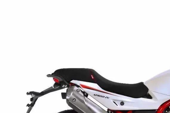 国IV款小钢炮Cafe 150新车解析