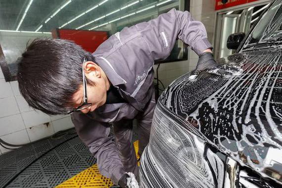 一辆10万级别的车一年要花多少钱？算完账吓得赶紧把车卖了！