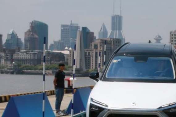 蔚来ES8长测 No.4 | 防水级别啥意思？涉水、雨天充电有危险吗？