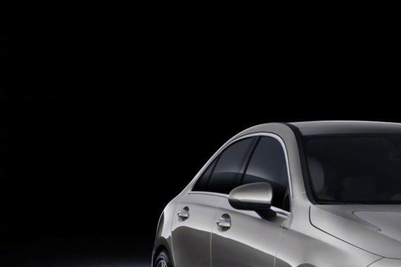 奔驰A系三厢官图