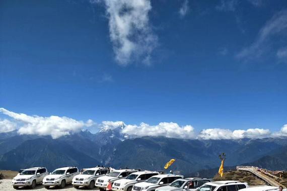 5至10月期间川藏线租车旺季一定要提前规划用车哦！