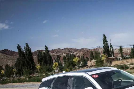 上车了就不想下车 开着全新一代唐从张掖到西宁