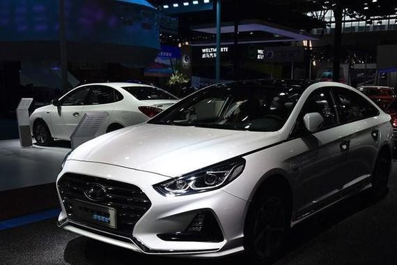 速递!新鲜的“现代“资讯全在这，看我就够了