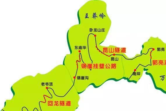 穿挂壁、逛雪乡、打铁花、游皇城、热热闹闹过大年！