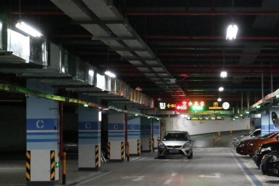 停车场太大找不到自己的车了？看看这几招能不能帮你