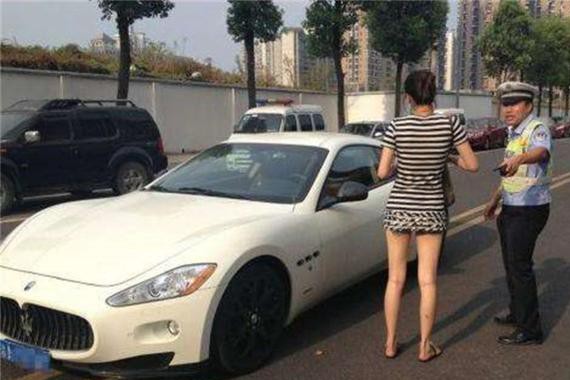 “劳斯莱斯“必看资讯都在这，你错过了吗