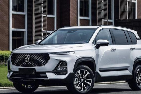 爆款批发商宝骏再出SUV，大方又年轻，这次能持续热卖吗