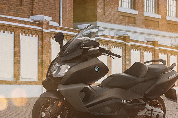 宝马新款踏板车LX350T隆鑫代工 合资摩托了解一下