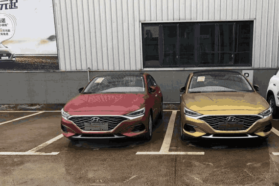 现代LAFESTA多种颜色实车到店, 内饰细节首曝,发动机声浪很迷人