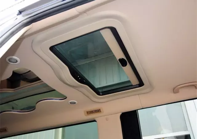 这辆7米8座SUV仅31万,后座堪比豪华房车!