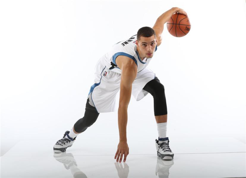 篮球过人技巧的微博