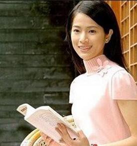 原来央视著名主持人白岩松的妻子竟然如此漂亮