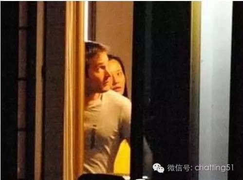 她是北京小妞，头婚两年睡不到五次，再婚嫁外国猛男
