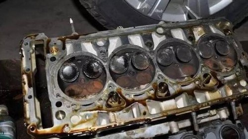 你真的懂?发动机到底多少公里清洗一次?