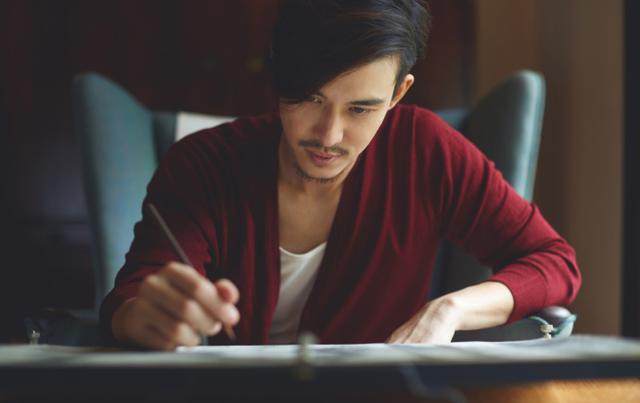 黑帮太子放弃亿万继承权,为网红砸百万