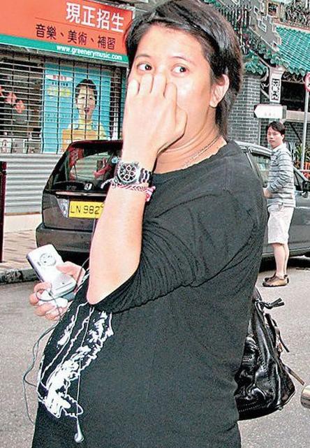 张智霖袁咏仪24年合影变化：女方都老了，他却年轻
