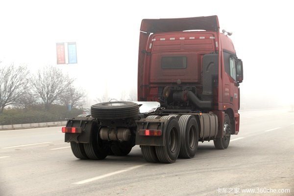 什么叫挂车司机 4256-fxzkfuh6580213.jpg