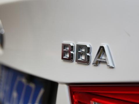 大数据曝光：国产车车主最“文明”，宝马车主爱购物