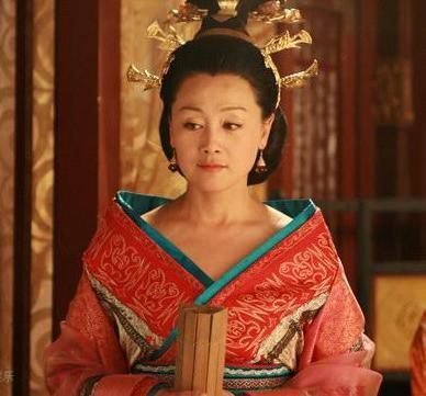 吕后的悲惨结局：杀戮太重，被疯狗惊吓而死