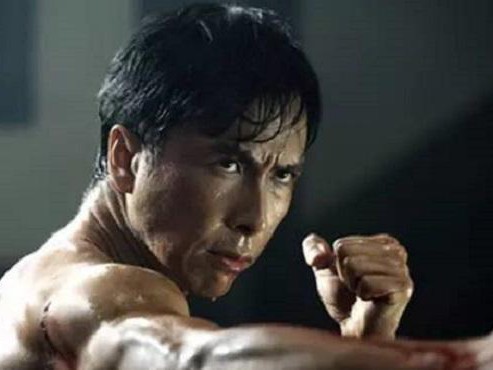 功夫巨星甄子丹众多豪华座驾，数量、价格上非常惊人