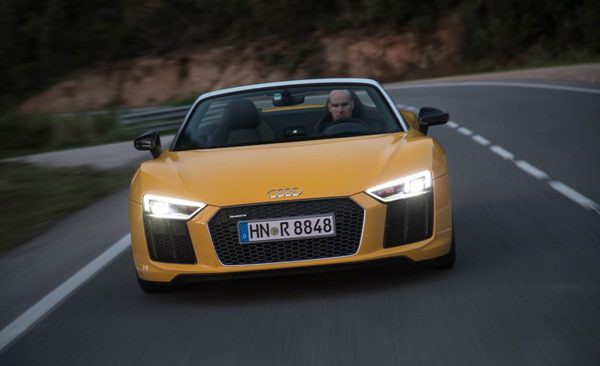 奥迪电跑R8夭折，17款奥迪R8 Spyder却如此辣眼睛