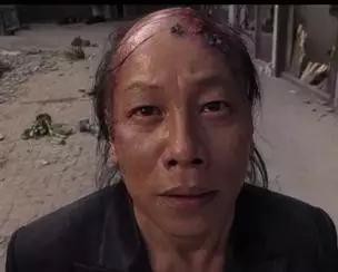 周星驰《功夫》里的火云邪神 竟因为一句话被封杀！