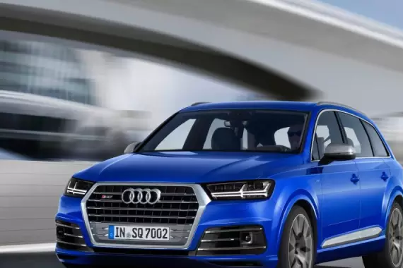 这台Q7烧柴油都4.8秒破百，三涡轮一个是电动涡轮！