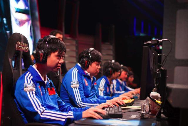 斗鱼的诅咒?LOL主播跳槽之后人气下降,纷纷回