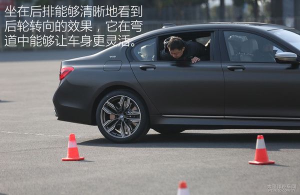 宝马要是认真做性能车，7系的性能也让超跑汗颜！