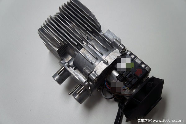 0dbb-fxzyxmt1667540.jpg