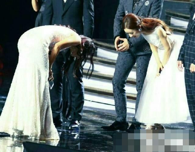 赵丽颖太有心机?几张图片告诉你赵丽颖人品如