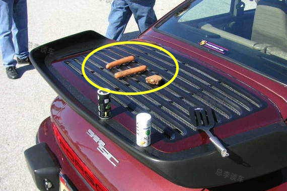 牛人开跑车返城，用保时捷拉黑炭，女同事说可以做面膜用