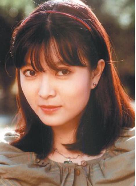 她是《兰花草》原唱,唱片公司的秘密武器,却疾