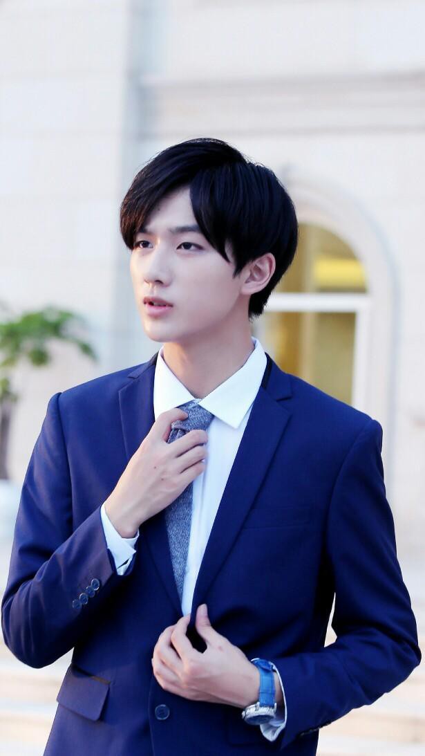 李宏毅演的总裁电视剧图片