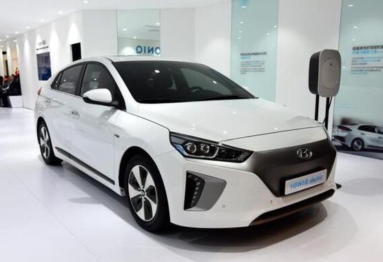 新能源势力登场 现代IONIQ携混动及电动版本入华