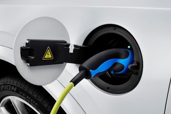 充电模式VS换电模式，消费者角度体验分析