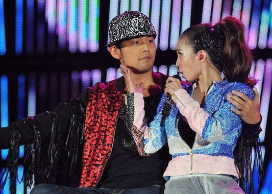 蔡依林生活节俭，却为男友买豪车，网友：国民好女友