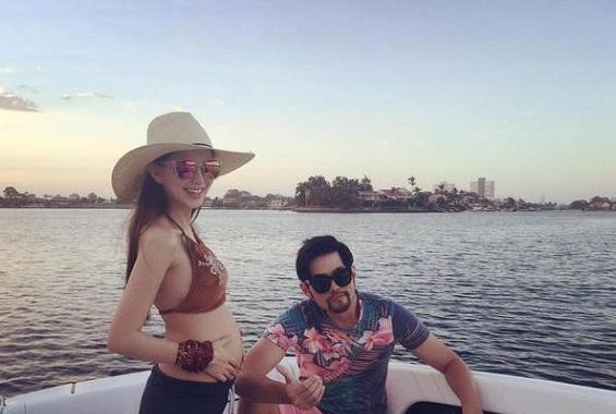 情人节周杰伦曝喜怀二胎，游艇价值上亿，昆凌开着玩